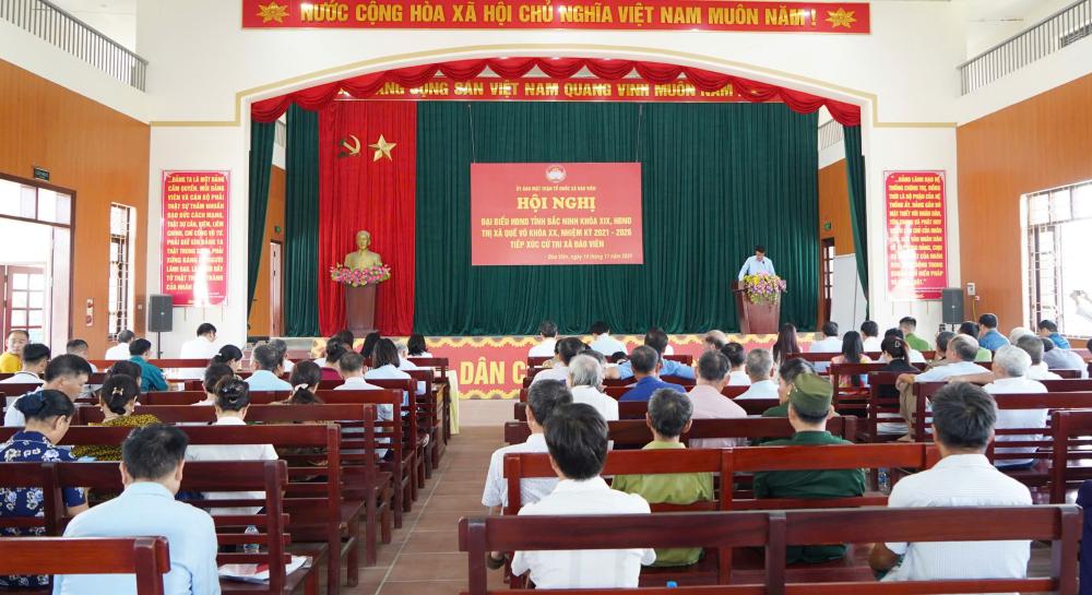 Hội đồng nhân dân tỉnh, thị xã Quế Võ tiếp xúc cử tri xã Đào Viên